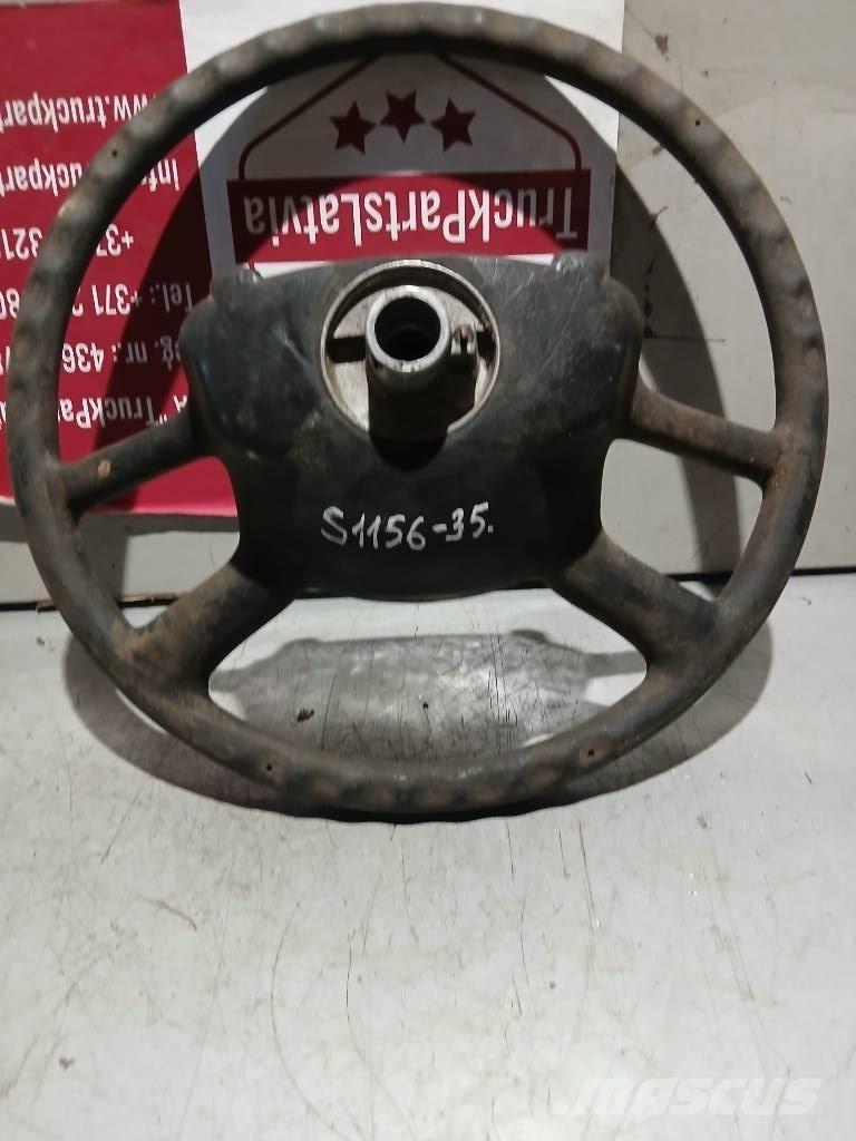 Scania 144    1327026 Kabinler