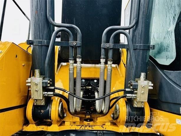 DEERE 470G LC Paletli ekskavatörler