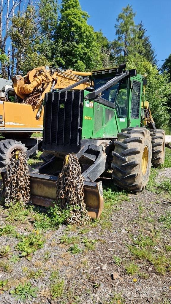 John Deere 640 G III Sürütücüler