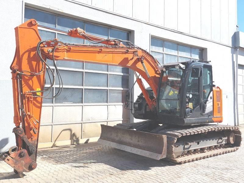 Hitachi ZX 135 US-6 Paletli ekskavatörler