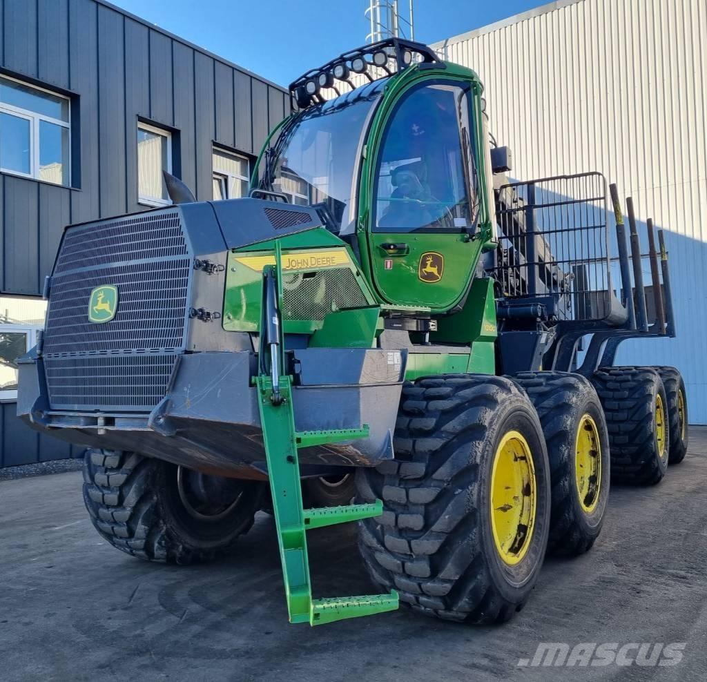 John Deere 1010 G Tomruk yükleyici traktörler
