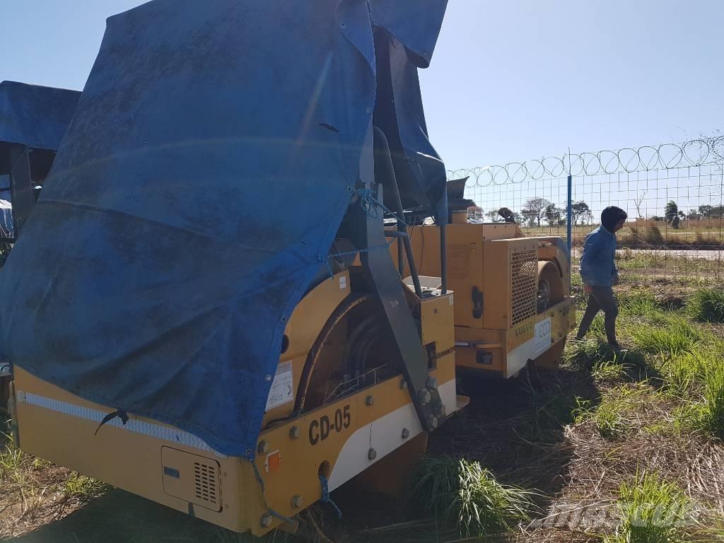 Volvo DD100 Çift tamburlu silindirler