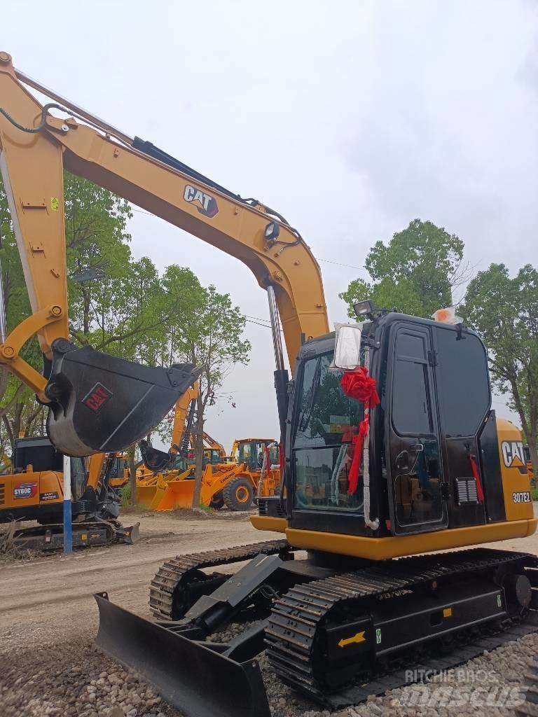 CAT 307 Mini ekskavatörler, 7 tona dek