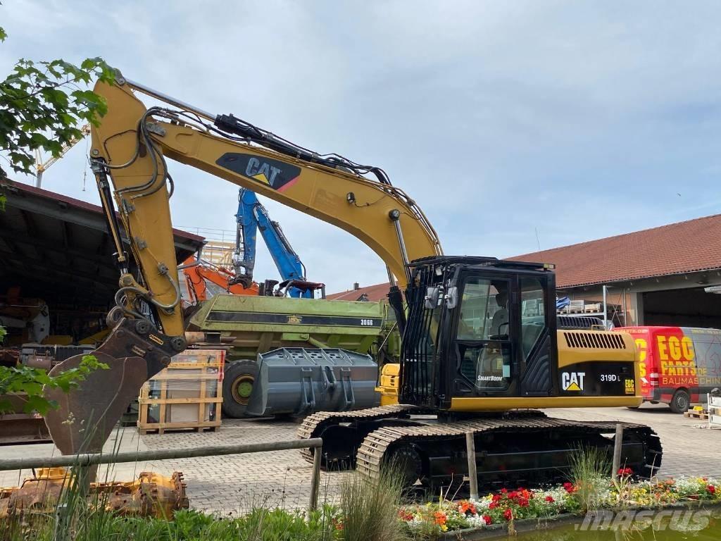 CAT 319 D L Paletli ekskavatörler