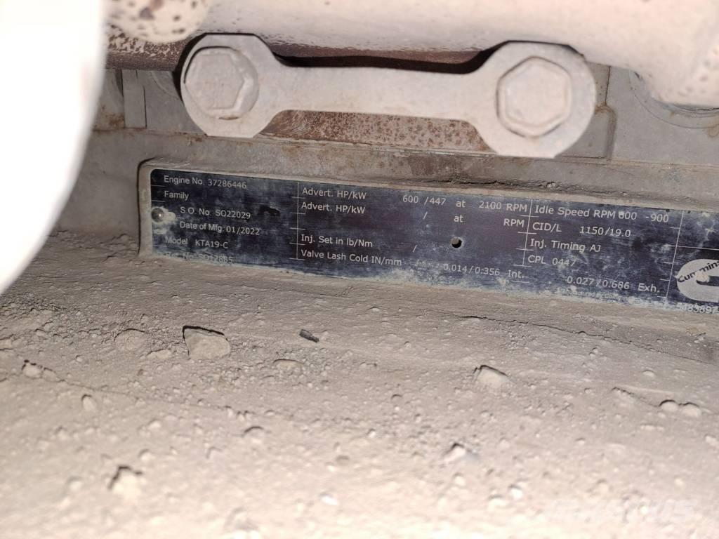 Belaz 75473 Yol disi kaya kamyonu