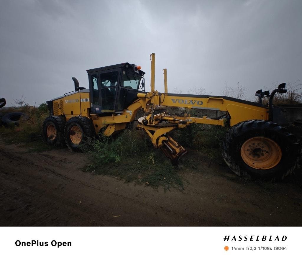  Greder Volvo G710 Radyatörler