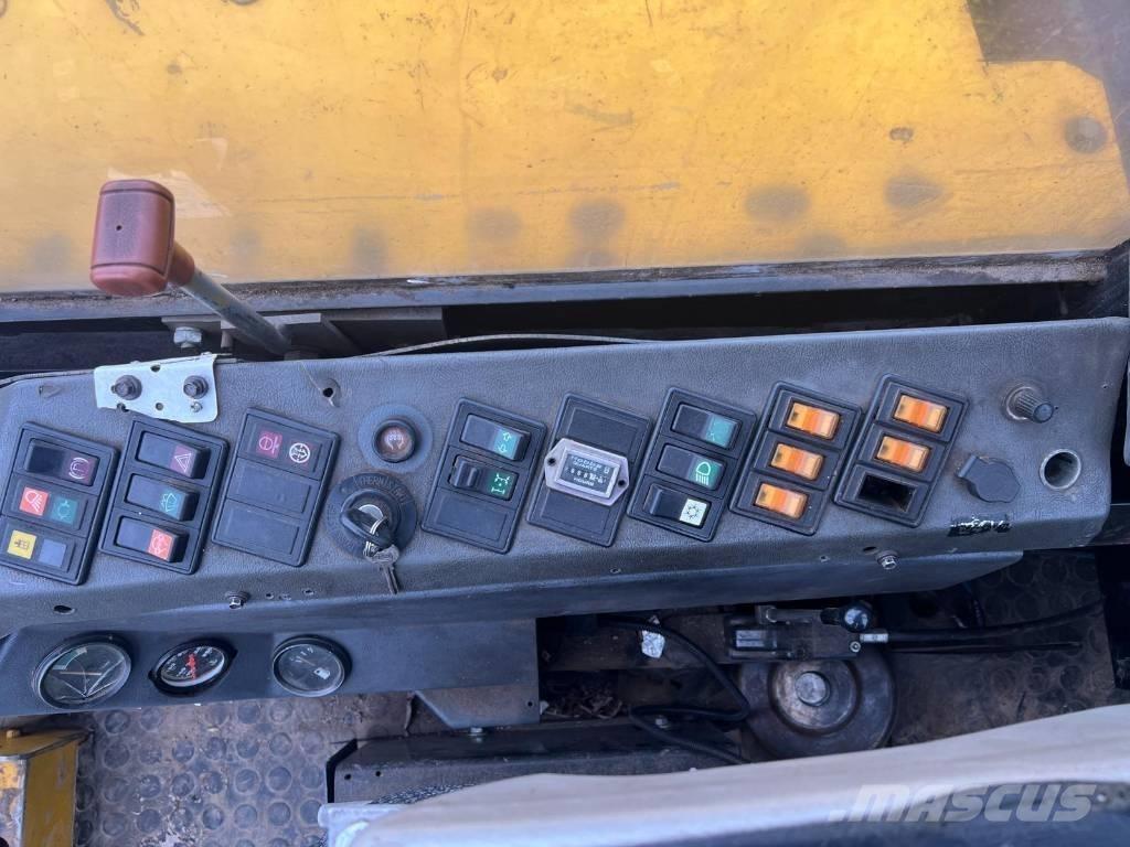Yanmar C 60 R Paletli damperler