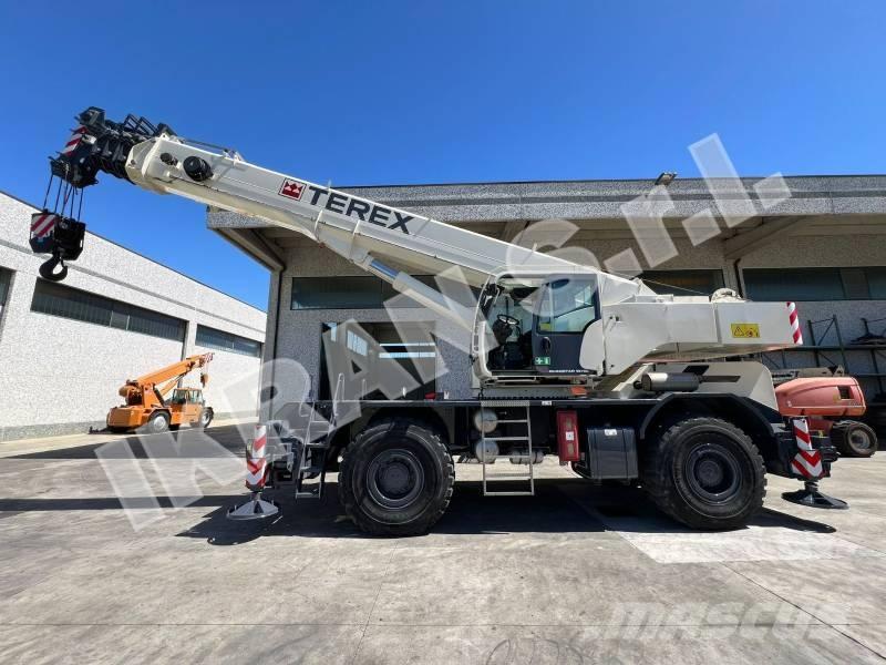 Terex Quadstar 1075L Arazi Tipi Vinçler (RT)