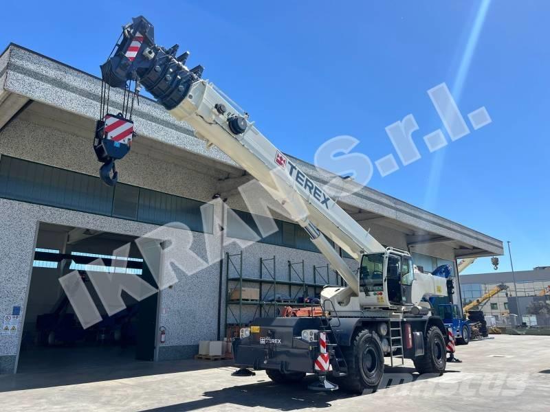 Terex Quadstar 1075L Arazi Tipi Vinçler (RT)