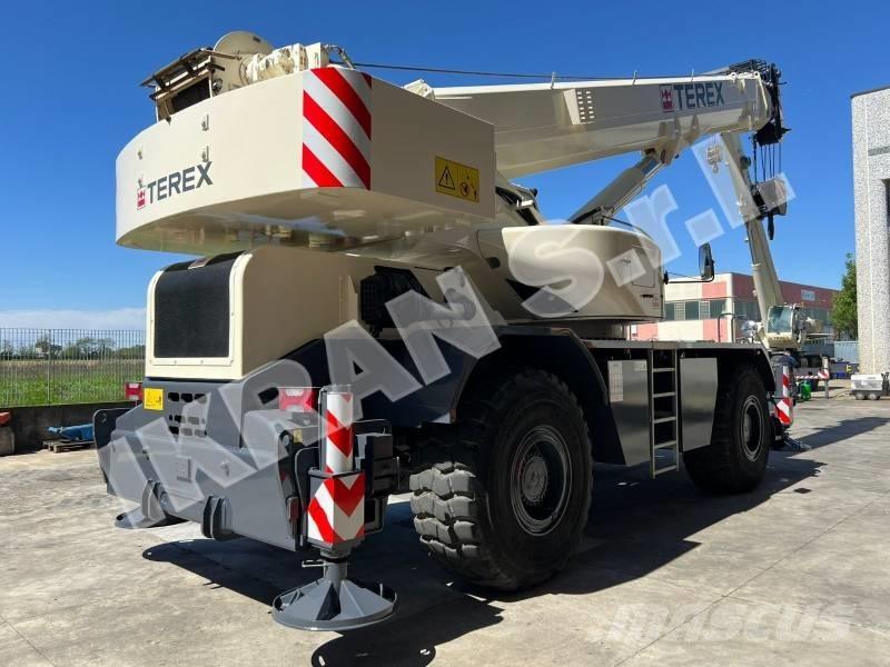 Terex Quadstar 1075L Arazi Tipi Vinçler (RT)