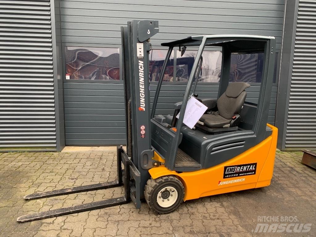 Jungheinrich EFG 218 Elektrikli forkliftler