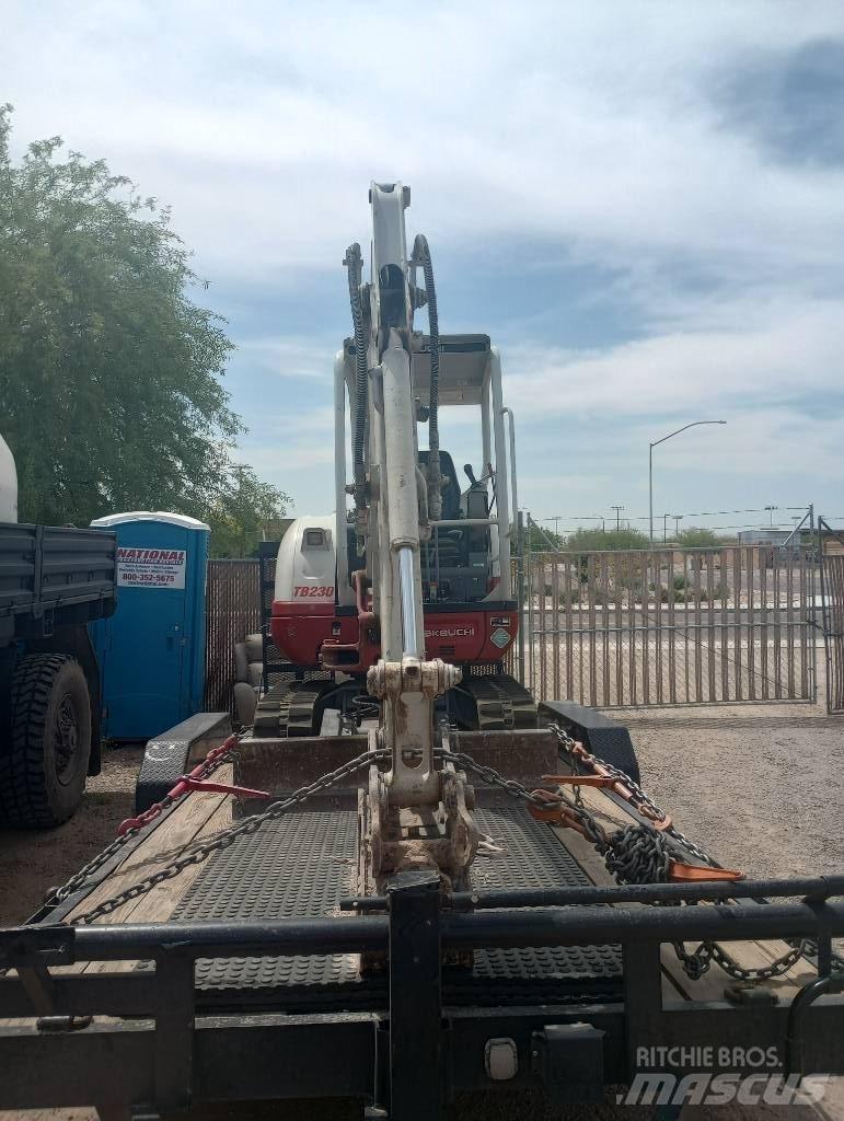 Takeuchi TB230RA Sondaj ekipmanı aksesuarları ve yedek parçaları