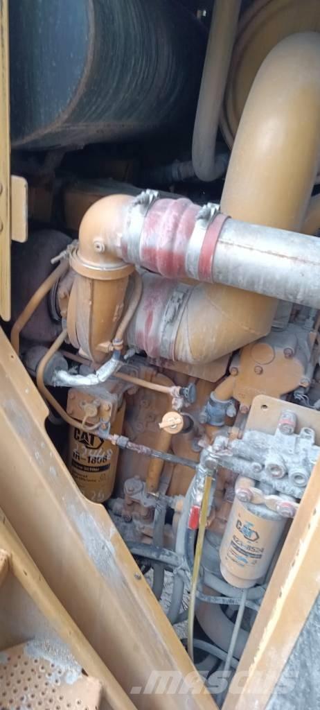 CAT 988H Tekerlekli yükleyiciler