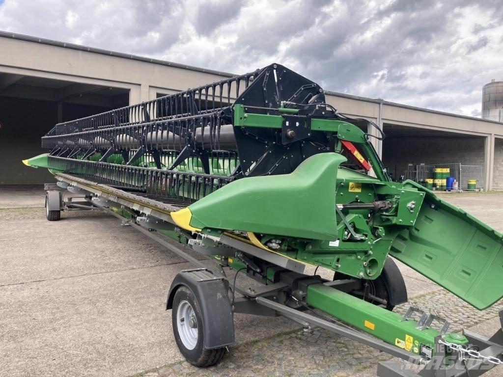 John Deere RD35F Agaç kesme robotlari