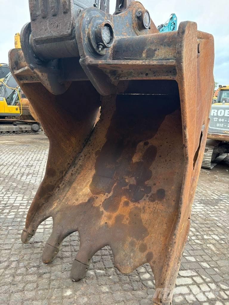 Volvo EC 380 D Paletli ekskavatörler