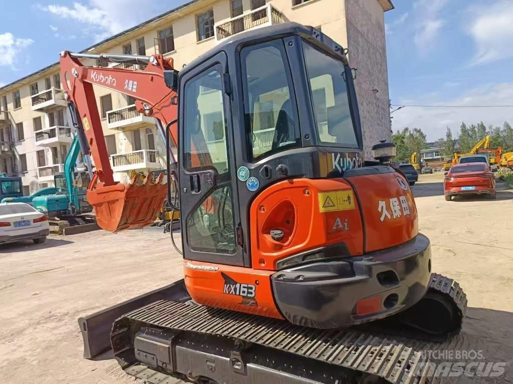 Kubota KX 163 Paletli ekskavatörler
