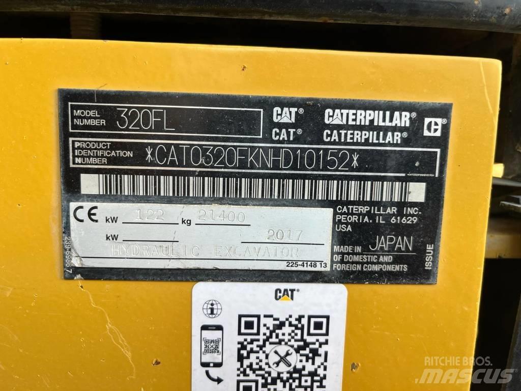 CAT 320 FL Paletli ekskavatörler