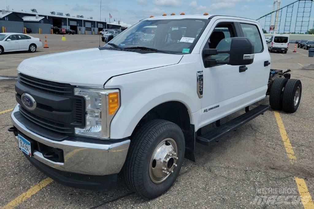 Ford F 350 XL SD Çekiciler