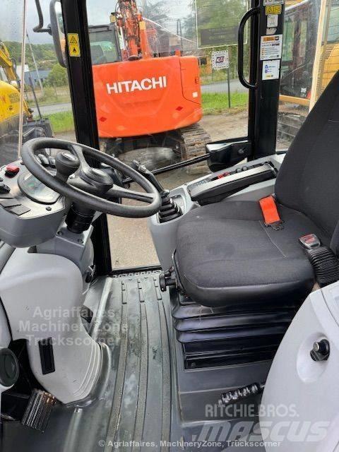CAT 906 Tekerlekli yükleyiciler