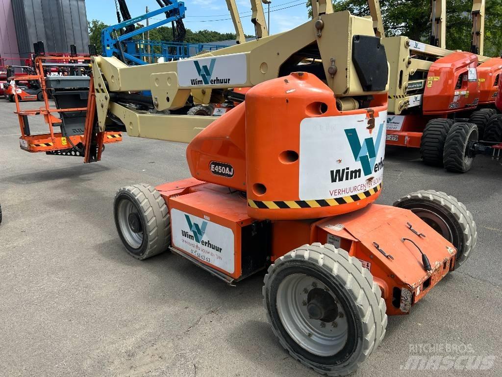 JLG E 450 AJ Körüklü personel platformları