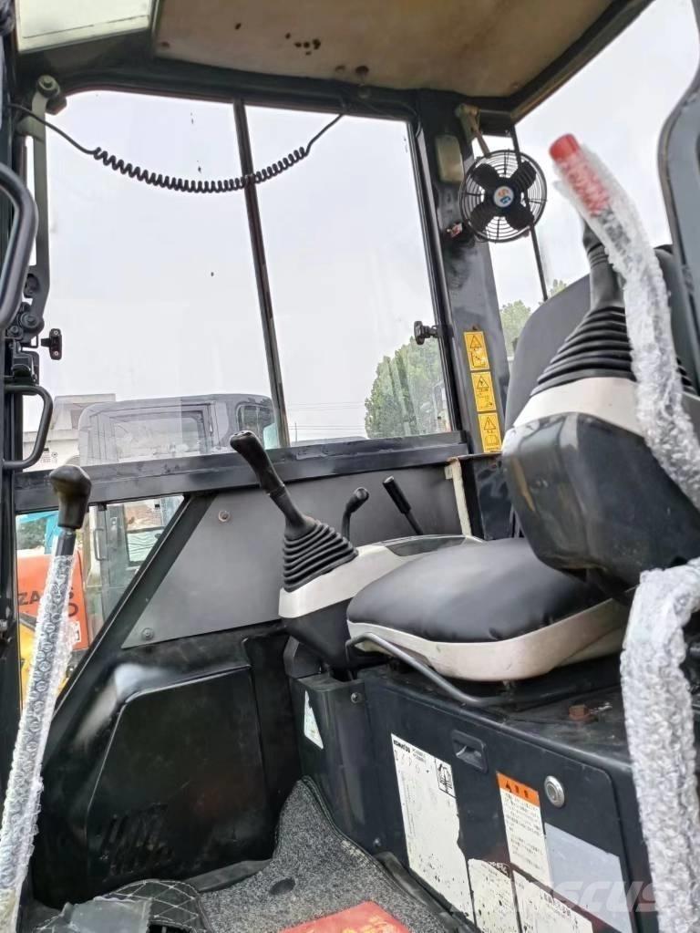 Komatsu PC 30 Mini ekskavatörler, 7 tona dek