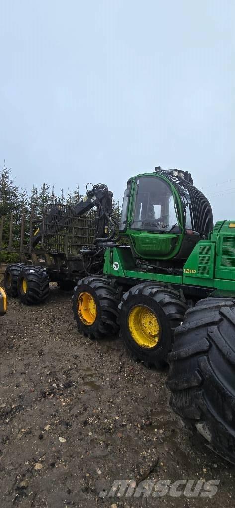 John Deere 1210 E Tomruk yükleyici traktörler