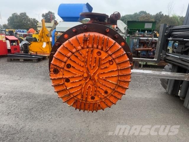 Daewoo Mega 300 III Akslar