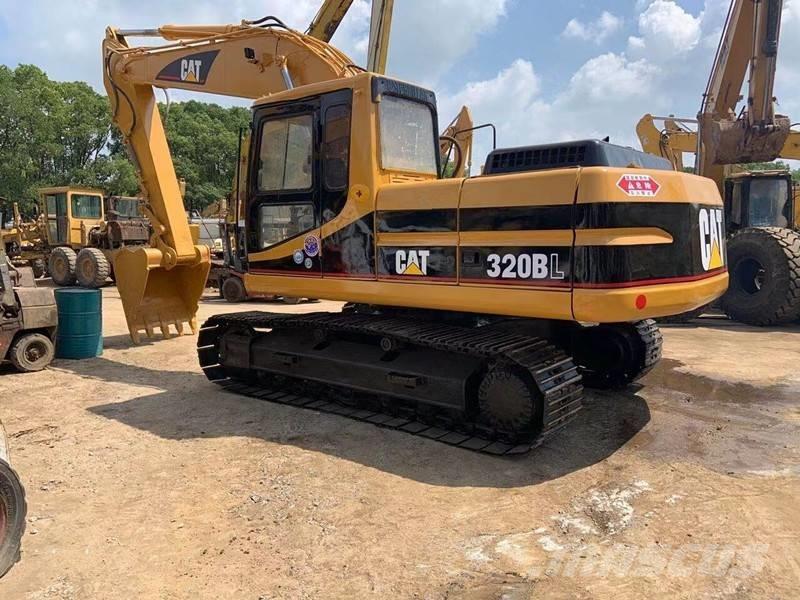 CAT 320 B Paletli ekskavatörler