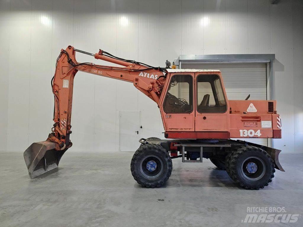 Atlas 1304 Lastik tekerli ekskavatörler