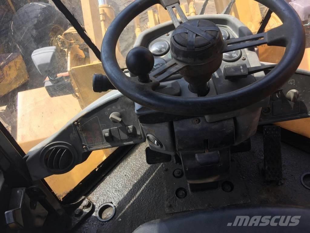 CAT 938 F Tekerlekli yükleyiciler