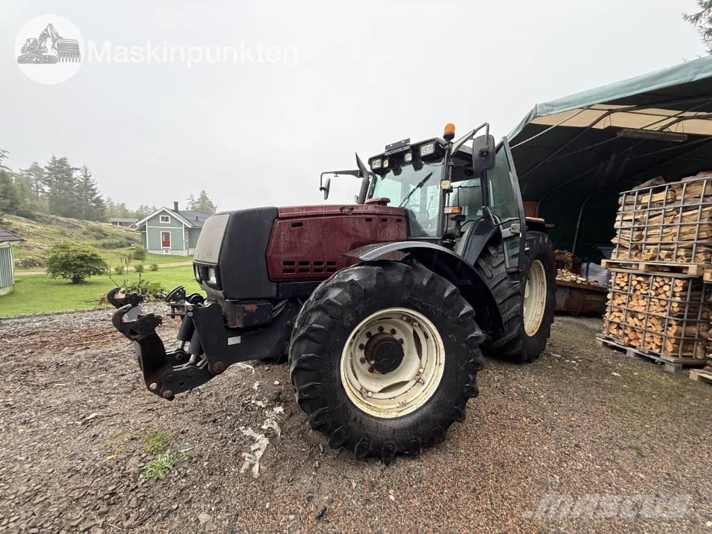 Valtra 8350 Traktörler