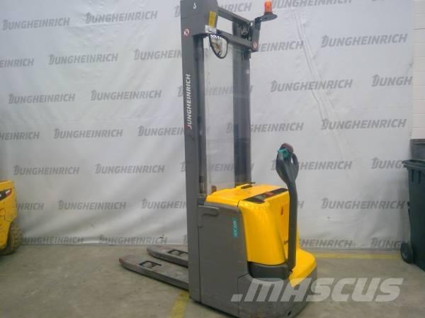 Jungheinrich EJC 220 Yaya kumandali istif makinasi