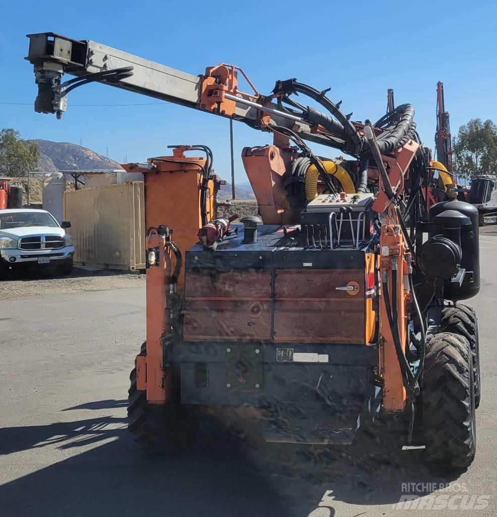 Sandvik DC 300 Sondaj kuleleri
