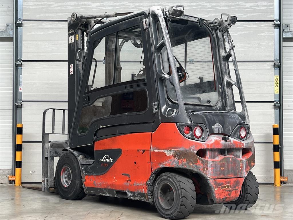 Linde E30L-01 Elektrikli forkliftler