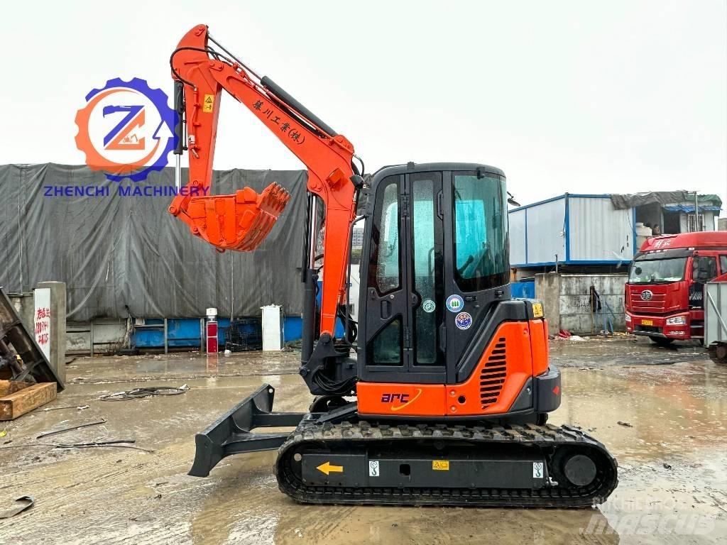 Hitachi ZX 50 Mini ekskavatörler, 7 tona dek