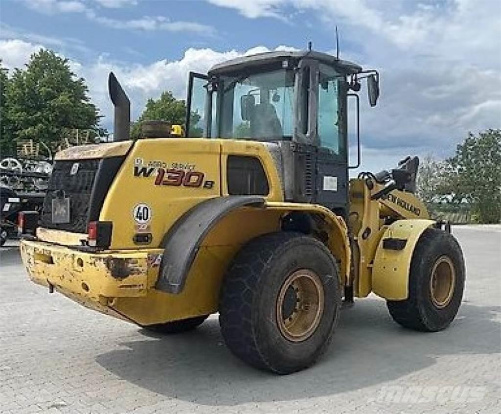 New Holland W 130B Tekerlekli yükleyiciler