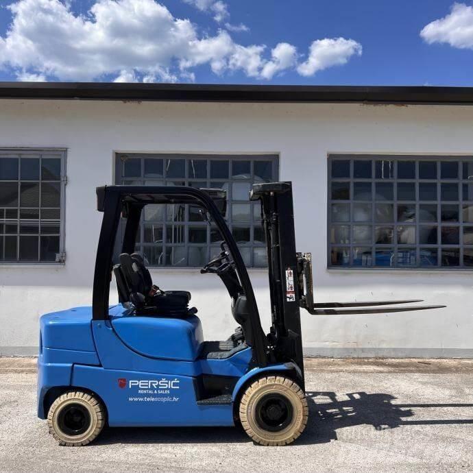 Yale GDP25LX Dizel forkliftler