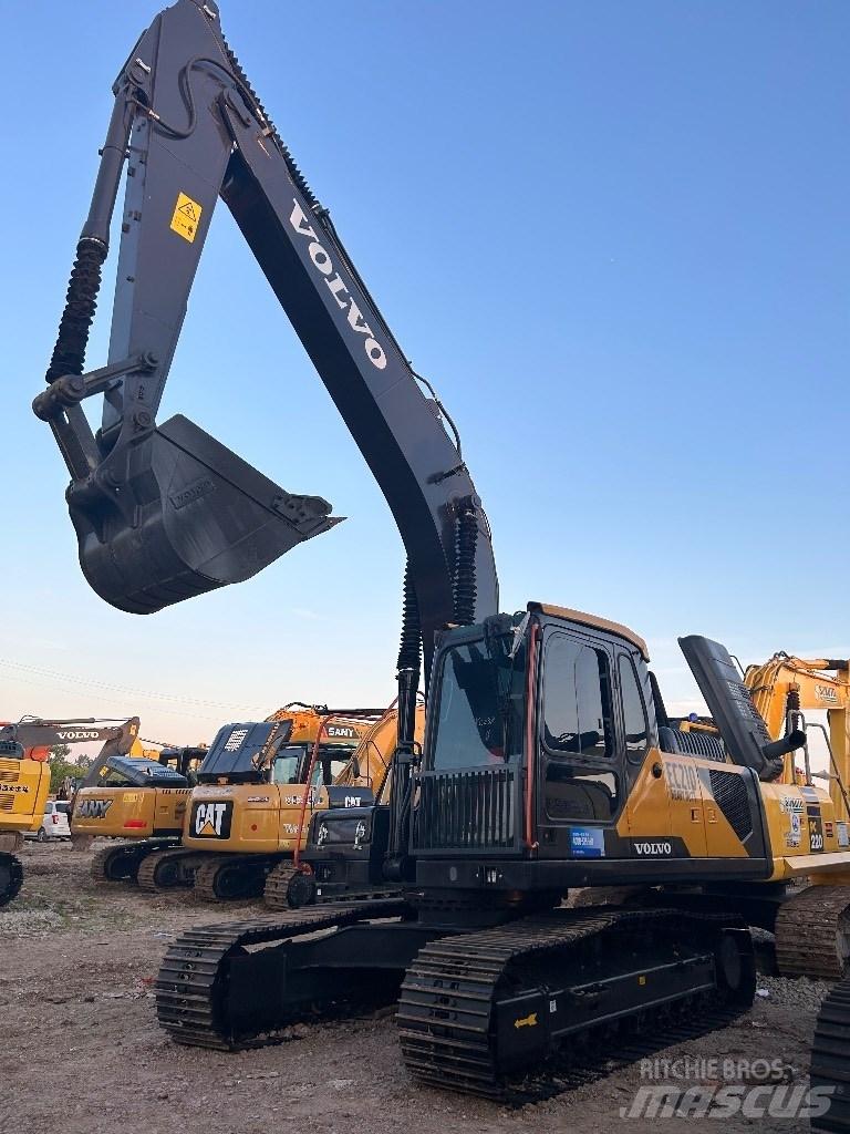 Volvo EC 210 Paletli ekskavatörler