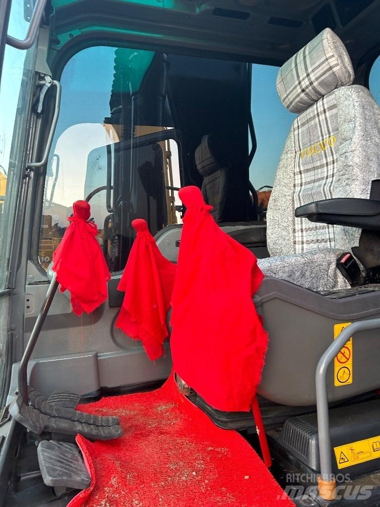 Volvo EC 210 Paletli ekskavatörler