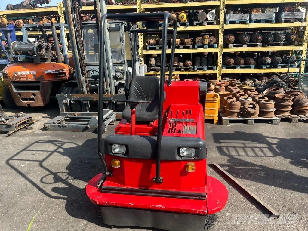RCM Mille V-4075 Cadde süpürücüler