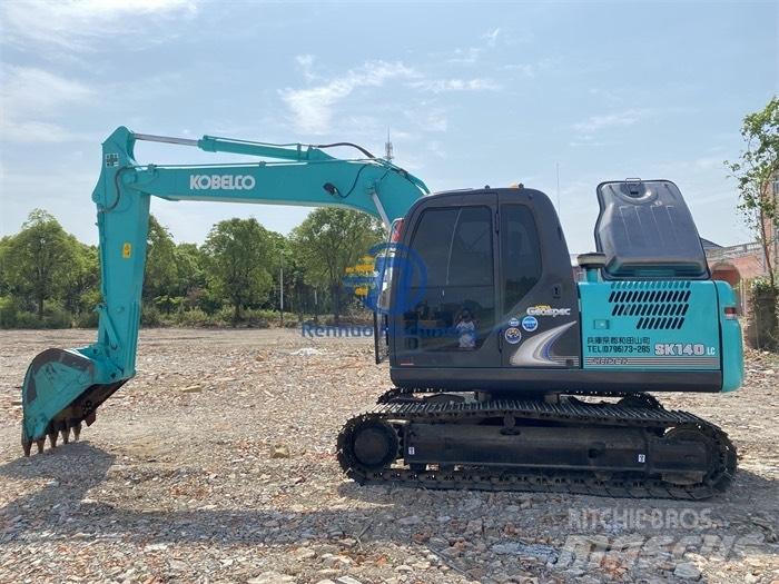 Kobelco SK 140 Paletli ekskavatörler