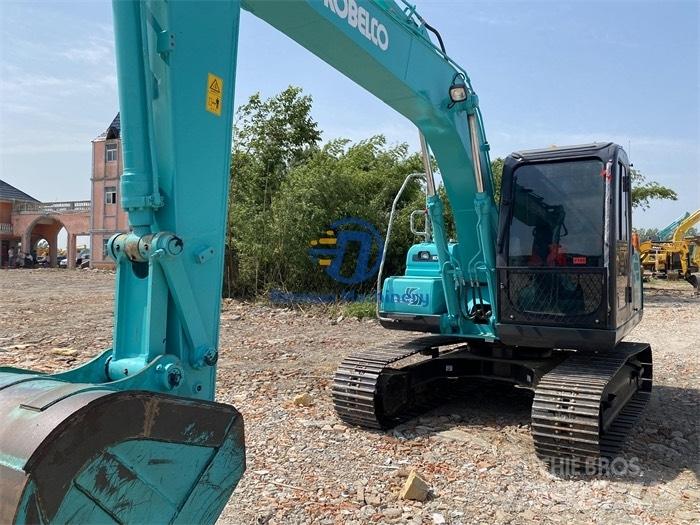 Kobelco SK 140 Paletli ekskavatörler