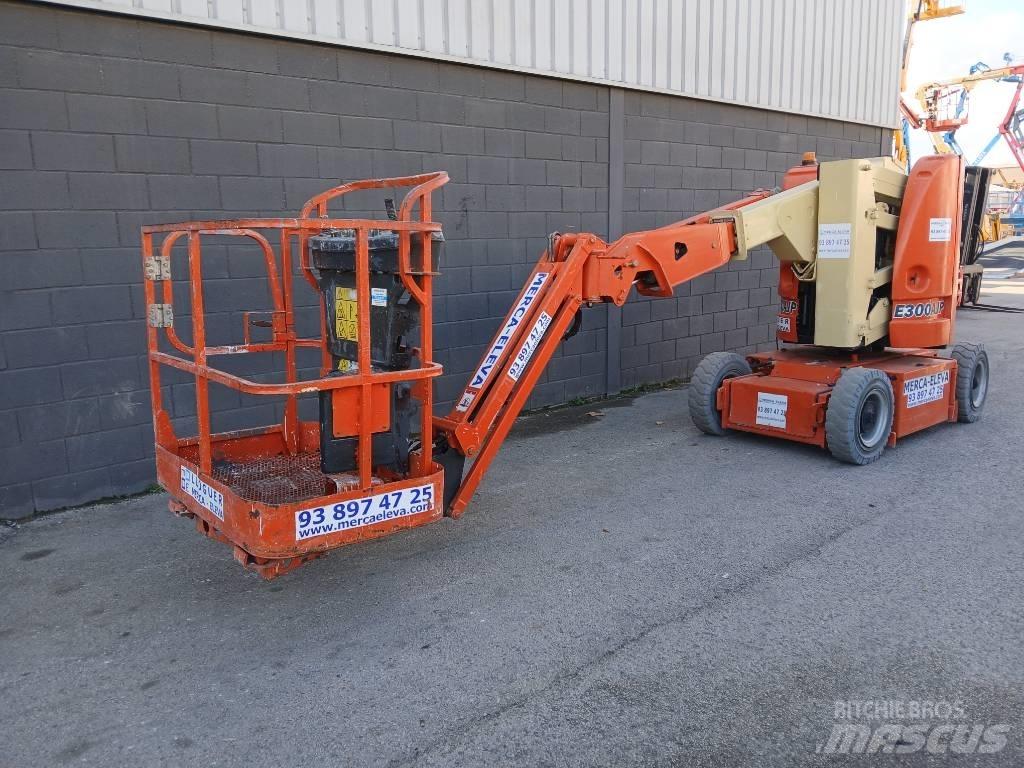 JLG E300AJP Körüklü personel platformları