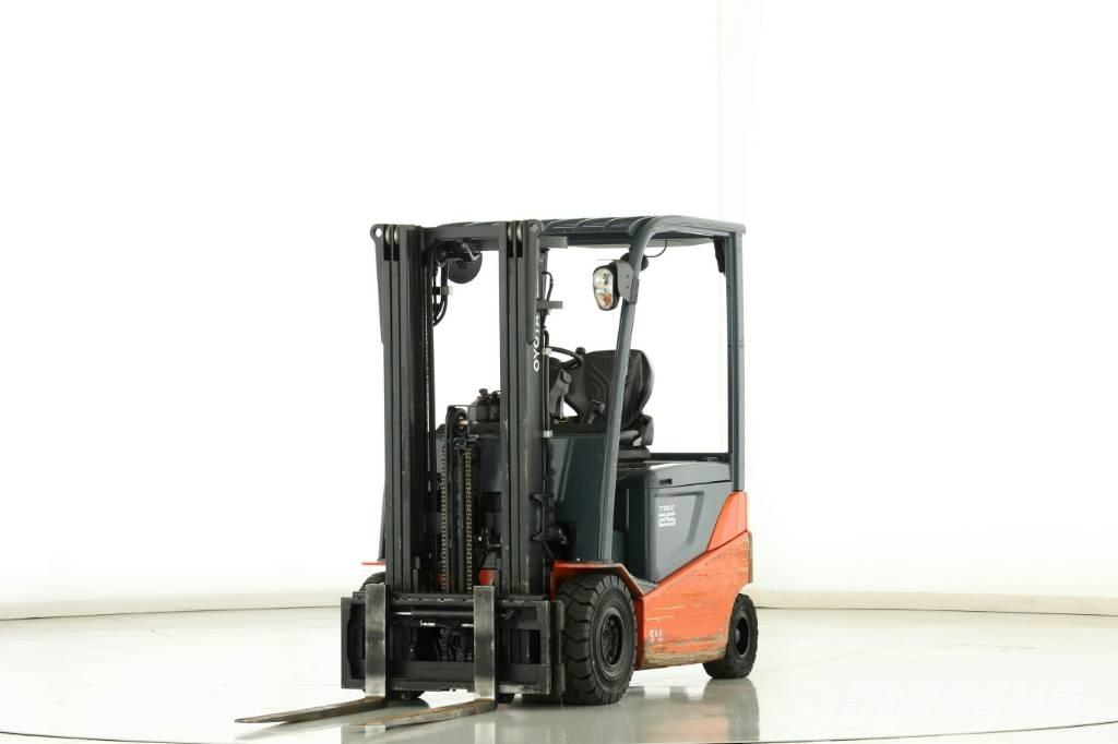 Toyota 8 FBMT 25 Elektrikli forkliftler