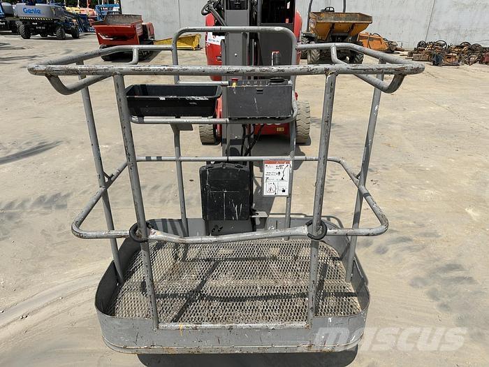 Manitou 150AETJ-C Körüklü personel platformları