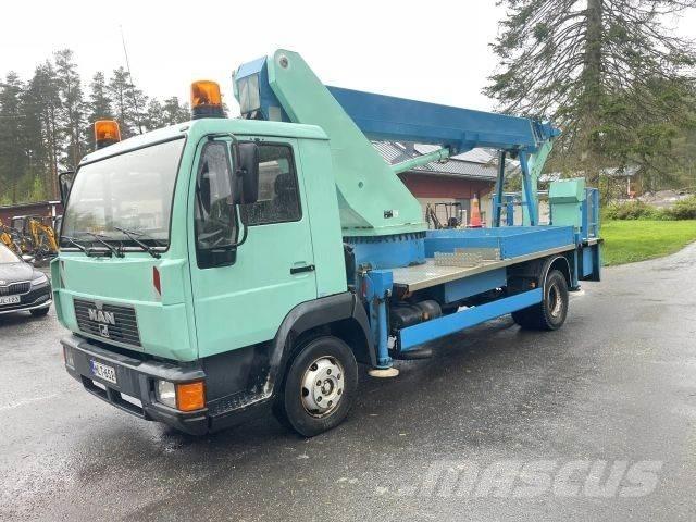 MAN L200 4x2-4300 Araç üstü platformlar