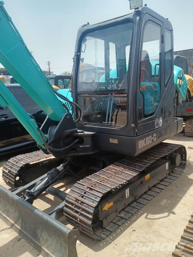 Kobelco SK 60 Paletli ekskavatörler