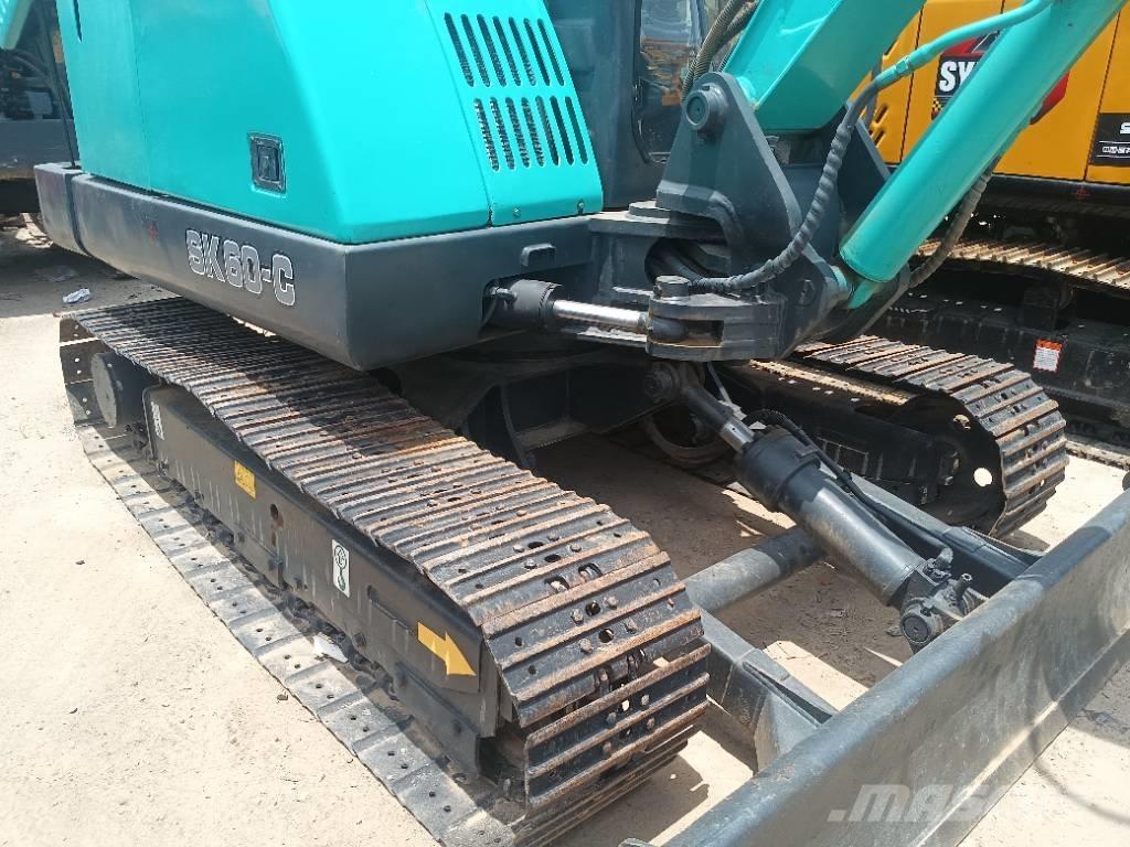 Kobelco SK 60 Paletli ekskavatörler