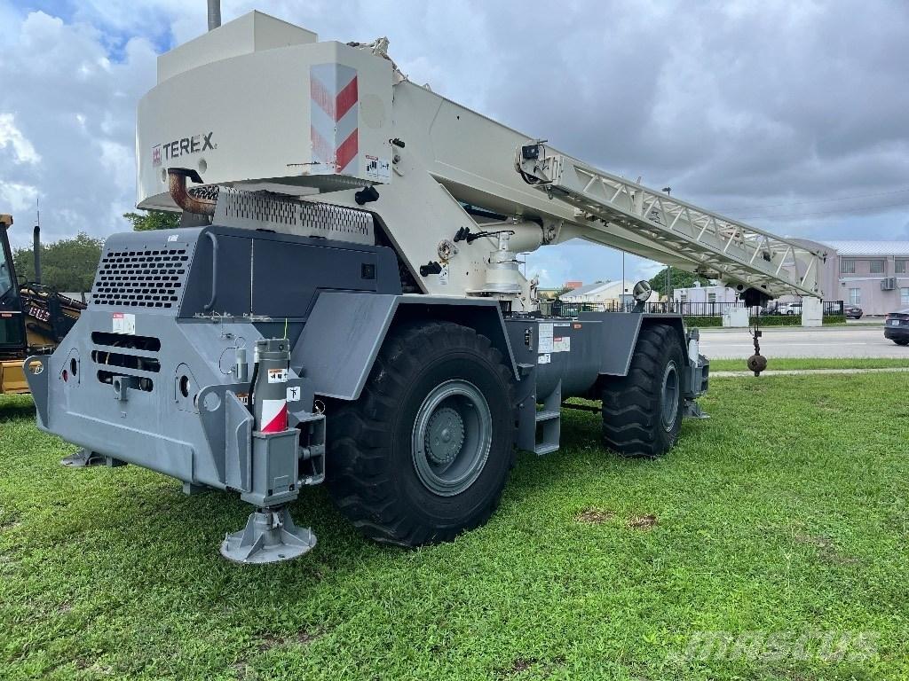 Terex RT 230-1 Arazi Tipi Vinçler (RT)