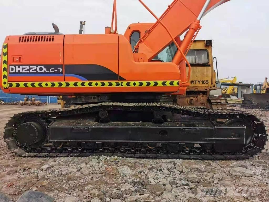 Doosan DH 220 LC-7 Paletli ekskavatörler